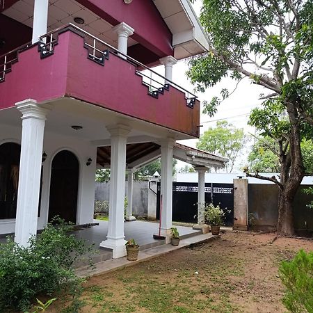 S And P Airport Transit Hostel And Villa 01 Negombo Ngoại thất bức ảnh