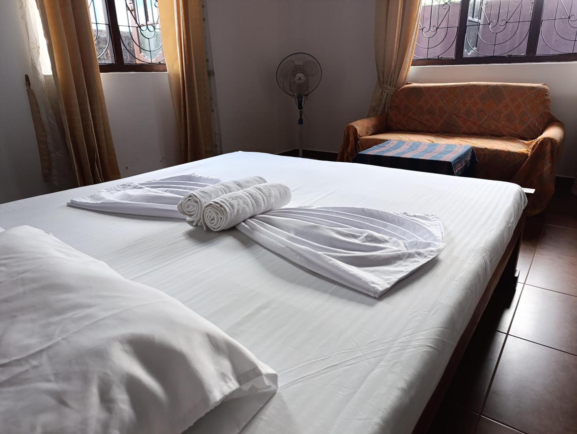 S And P Airport Transit Hostel And Villa 01 Negombo Ngoại thất bức ảnh